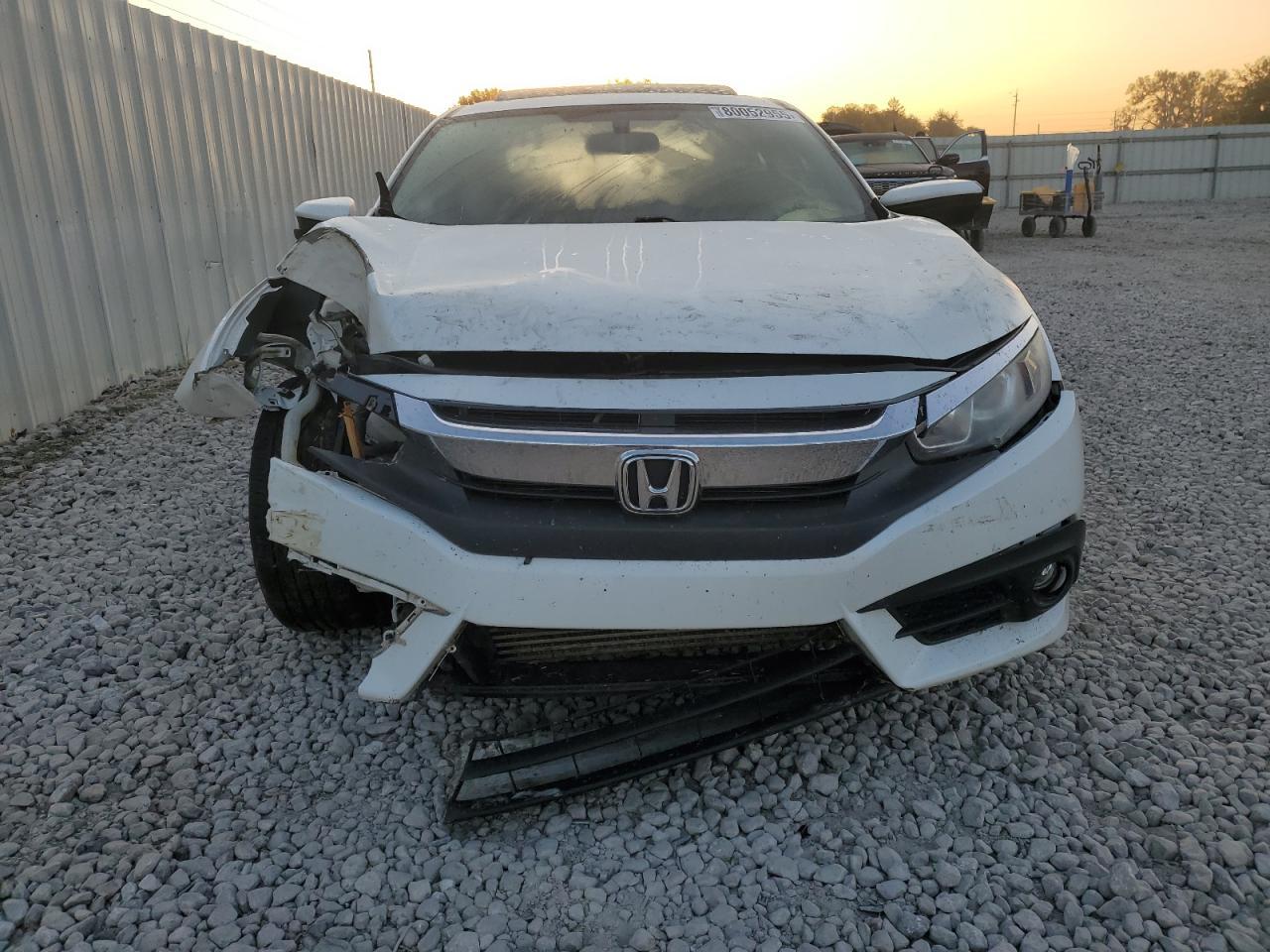 2017 Honda Civic Ex - Фото 5