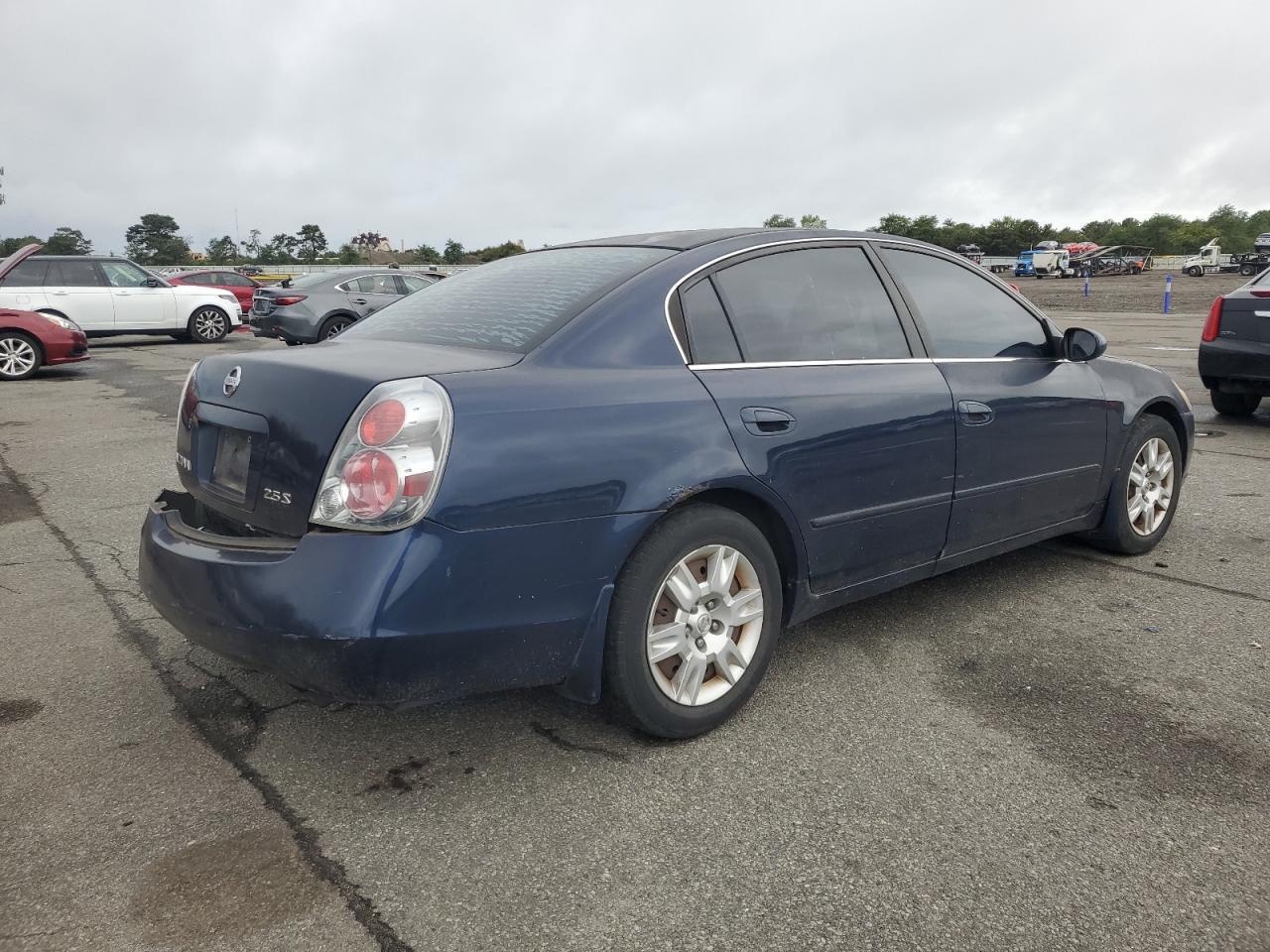 2005 Nissan Altima S - Image 3