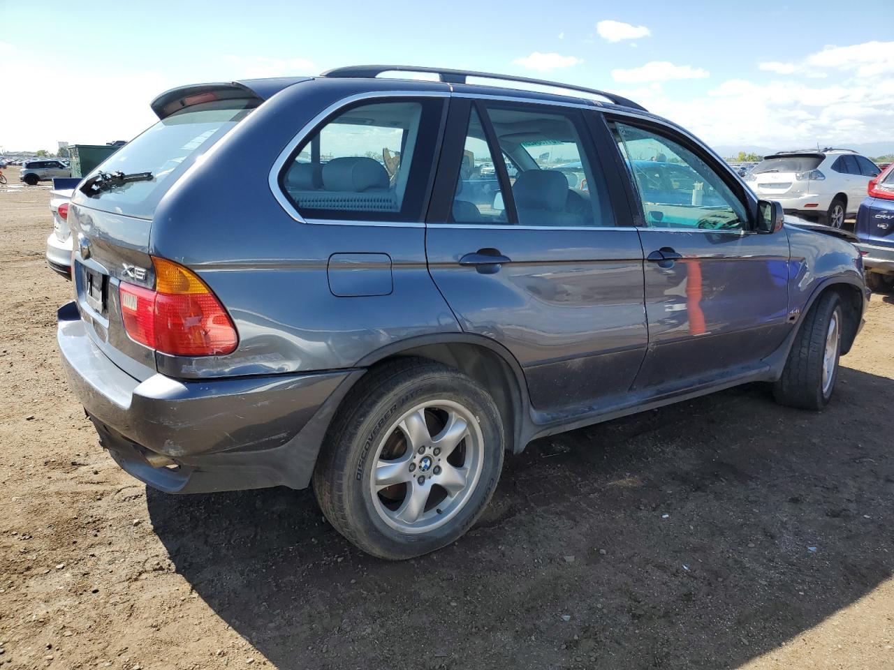 2003 BMW X5 4.4I - Image 3