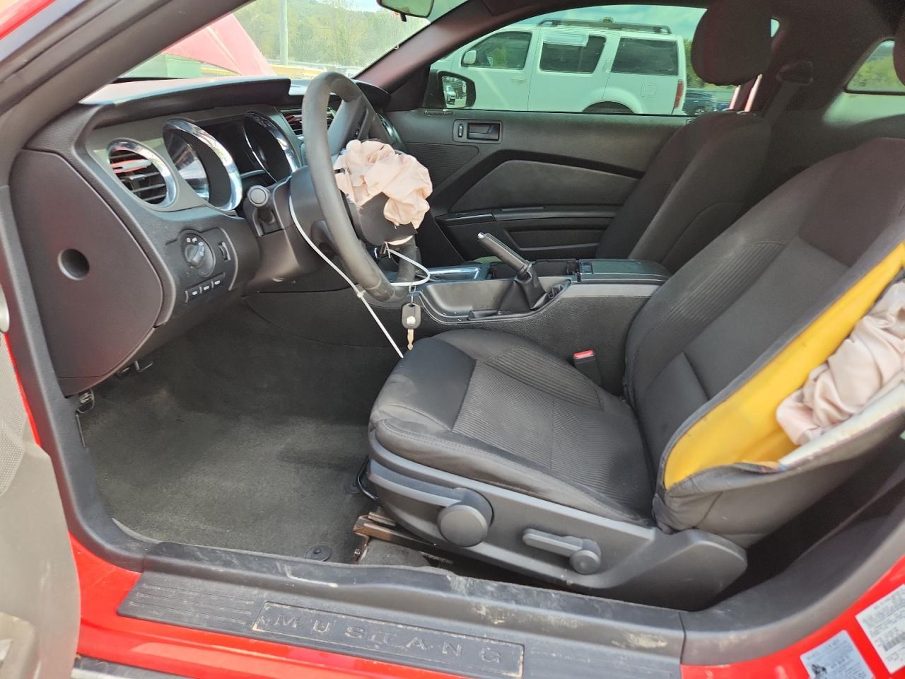 2012 Ford Mustang - Фото 7