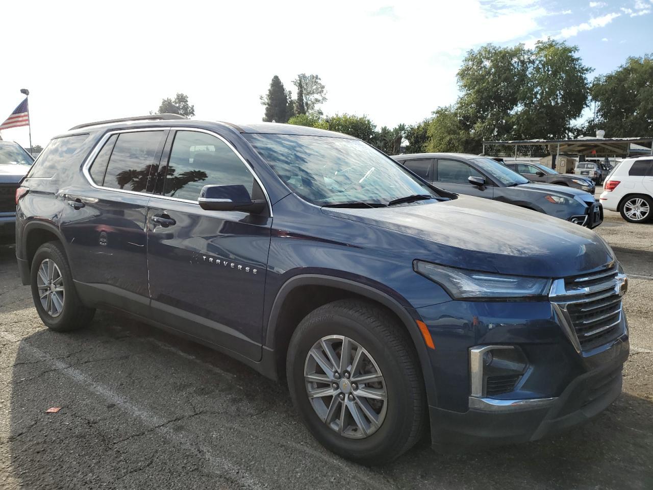 2022 Chevrolet Traverse Lt - Image 4