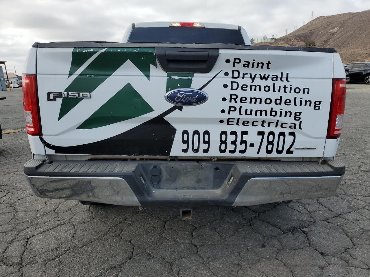 2015 Ford F150 - Фото 6