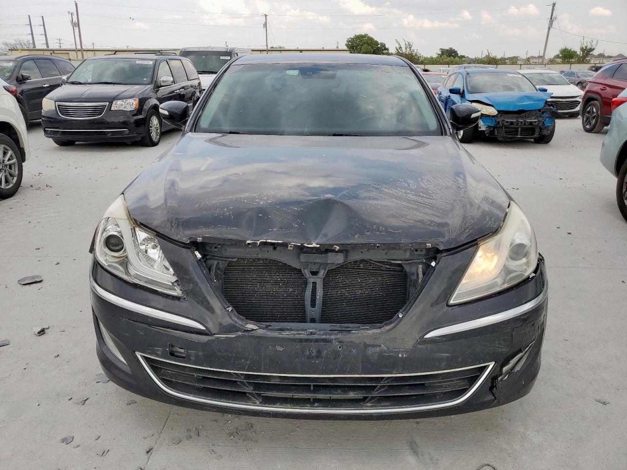 2012 Hyundai Genesis 3.8L - Image 5