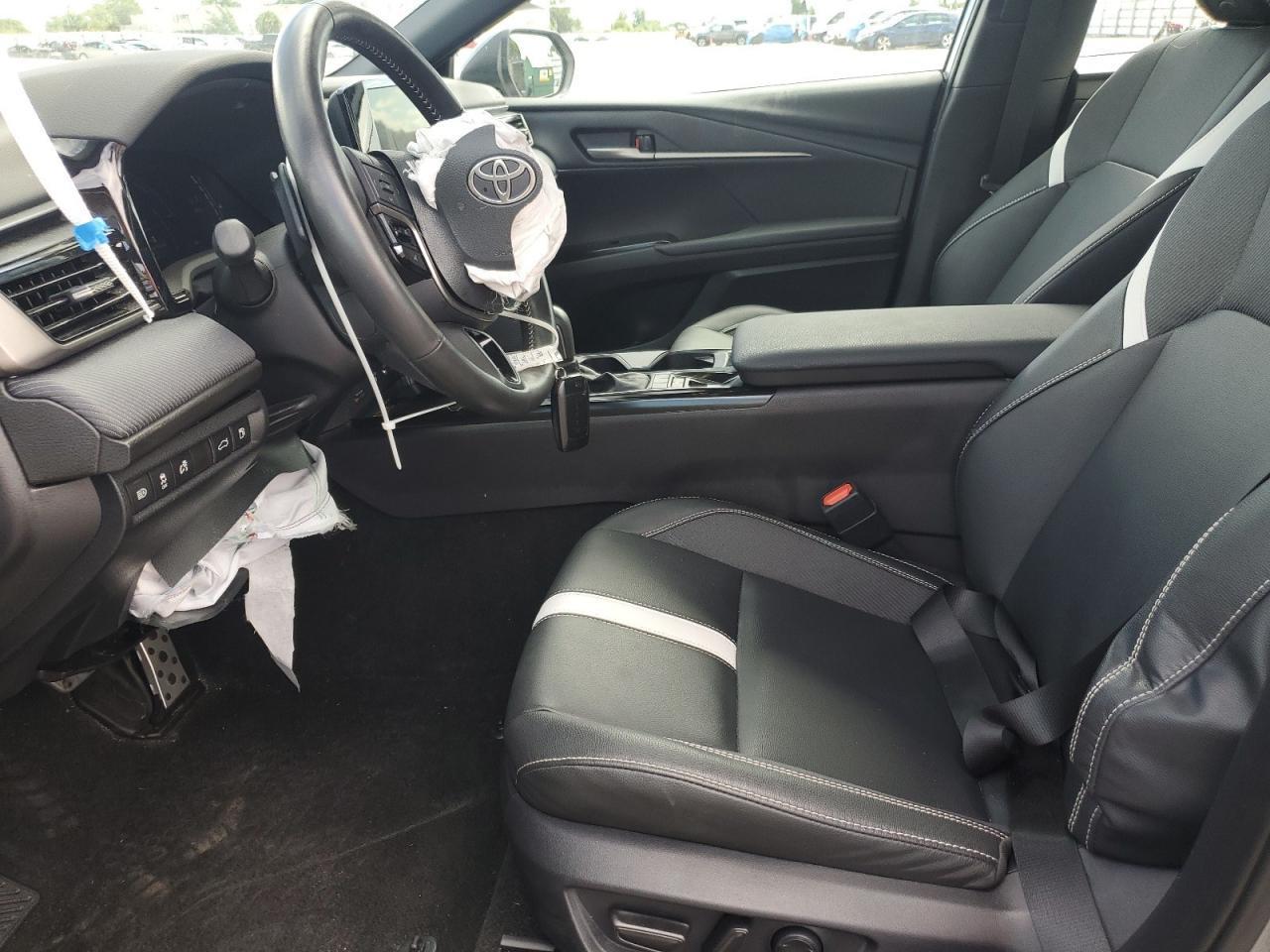 2025 Toyota Camry Xse - Image 7