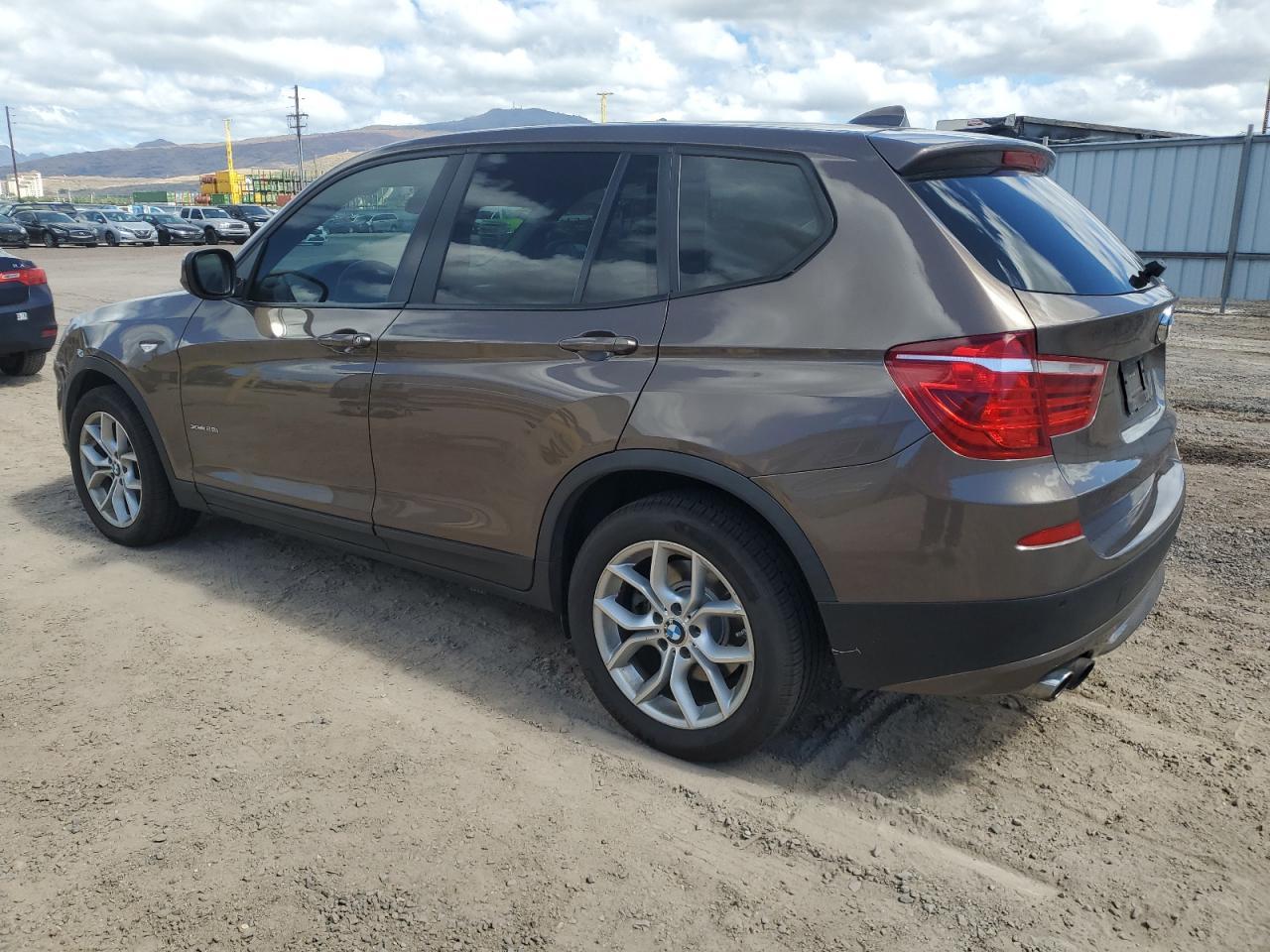 2013 BMW X3 xDrive28I - Image 2