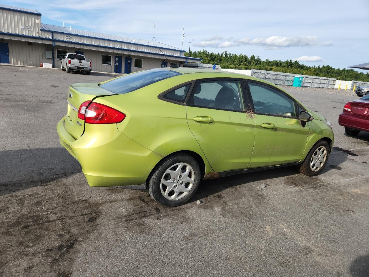 2013 Ford Fiesta Se - Фото 3