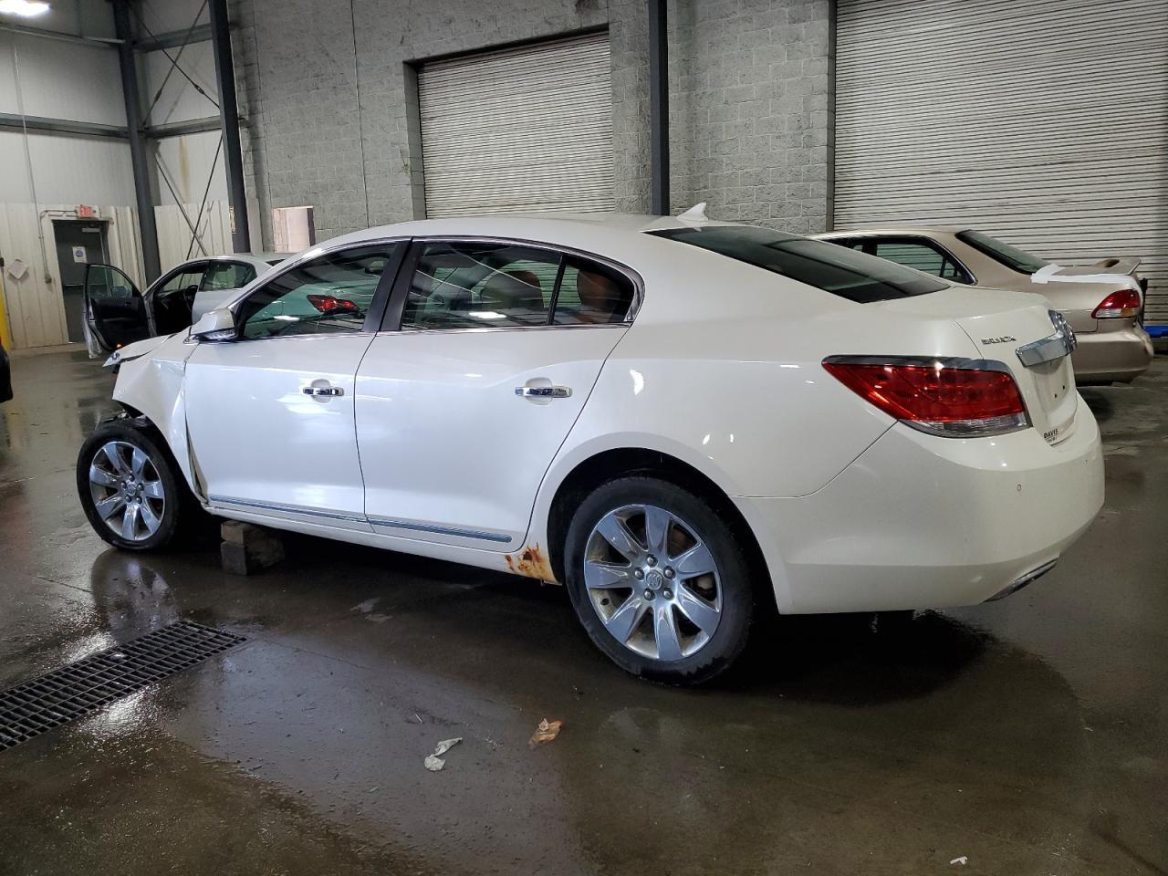 2013 Buick Lacrosse - Фото 2
