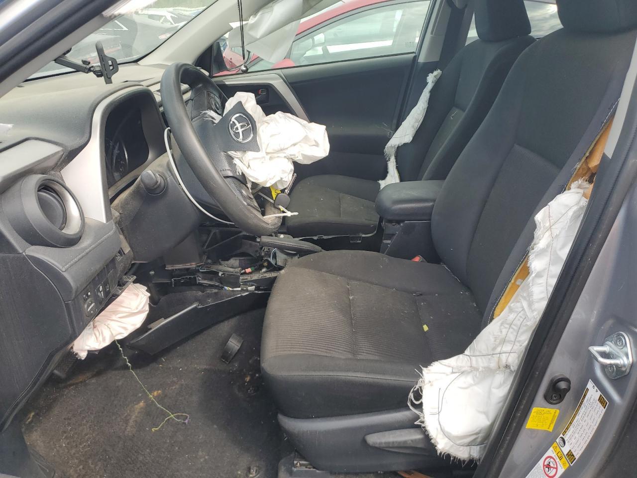 2018 Toyota Rav4 Le - Image 7