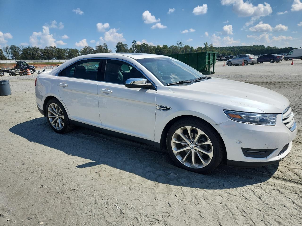 2013 Ford Taurus Limited - Image 4