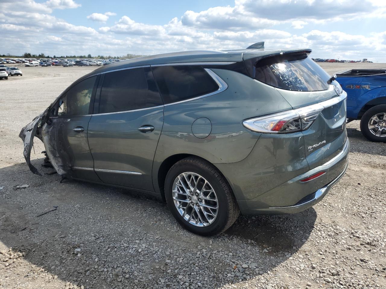 2023 Buick Enclave Avenir - Image 2