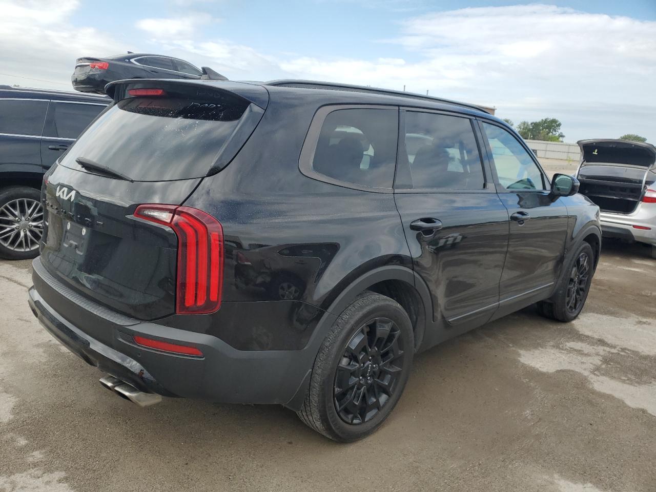 2022 Kia Telluride Sx - Фото 3