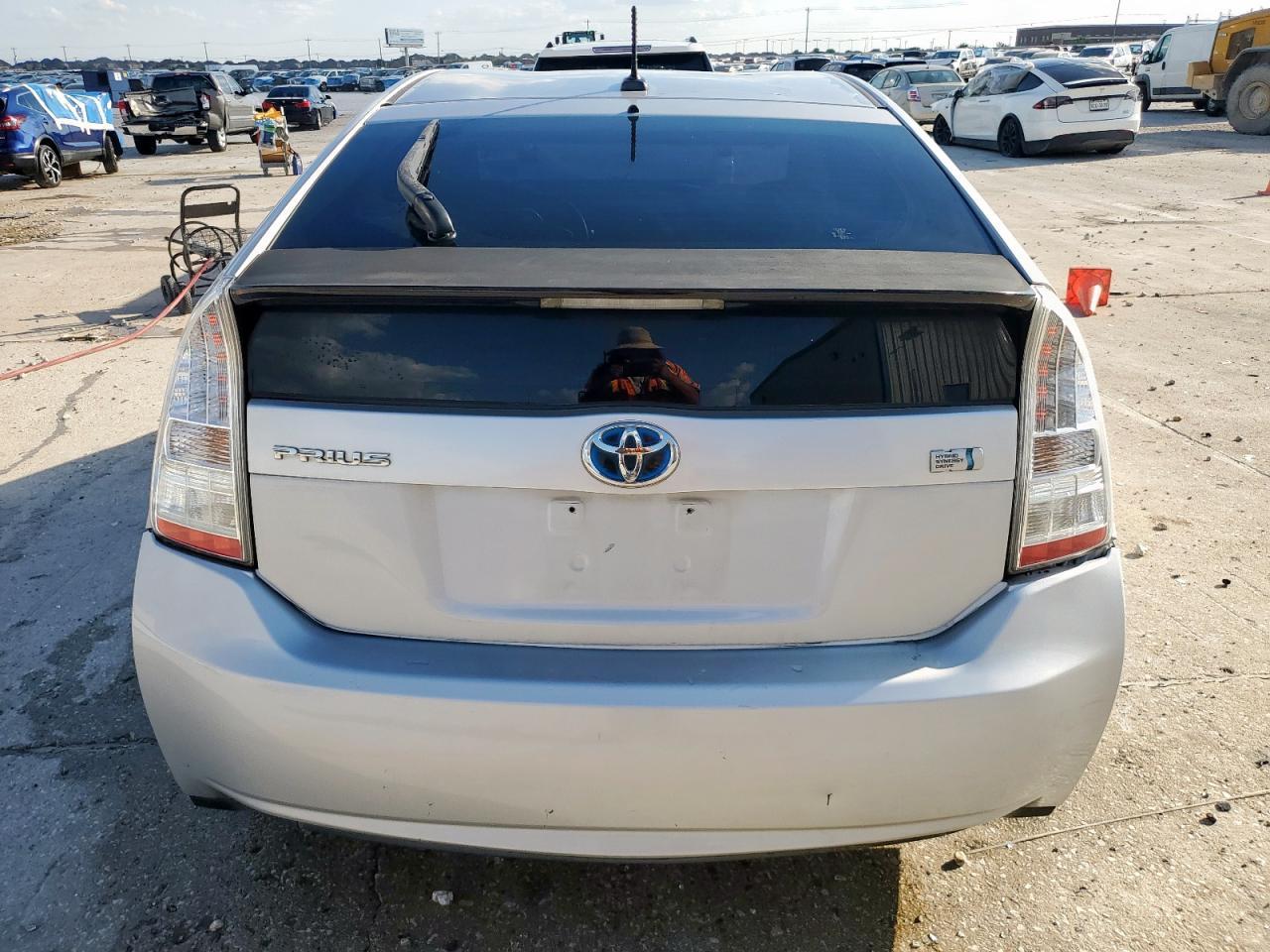 2010 Toyota Prius Ii - Image 6