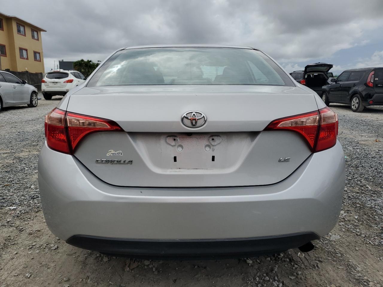 2017 Toyota Corolla L - Фото 6