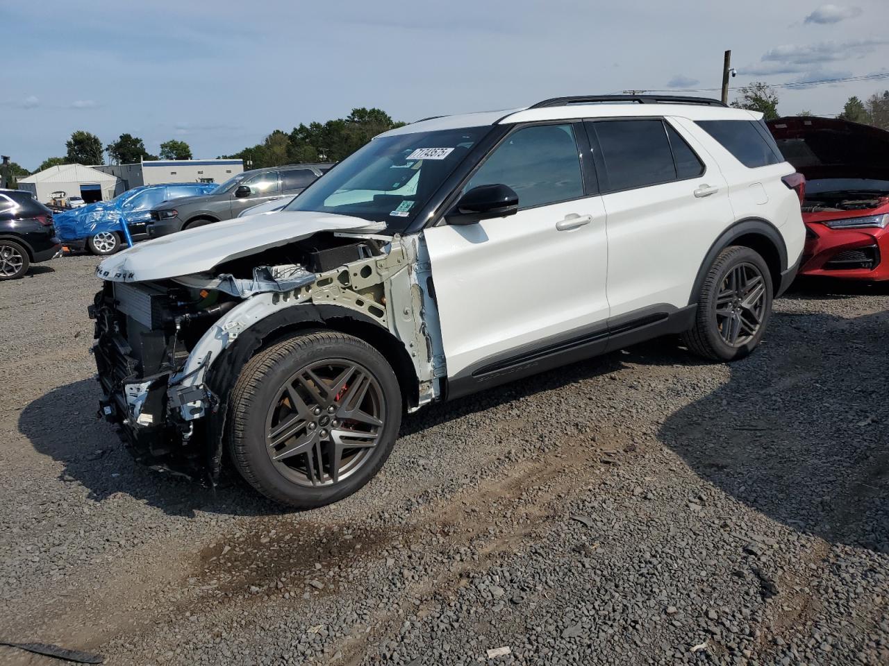 2025 Ford Explorer St