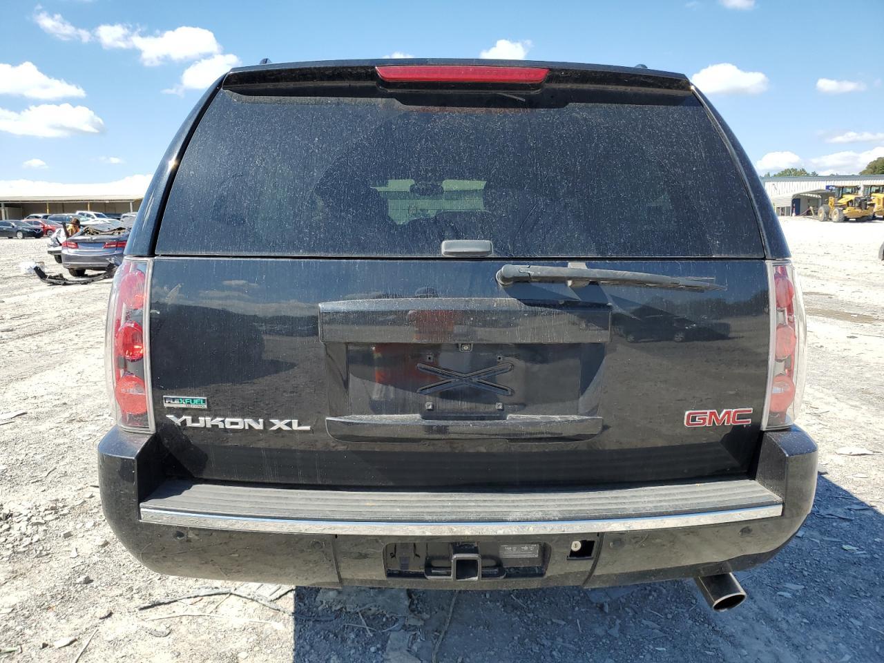 2012 GMC Yukon Xl Denali - Image 6