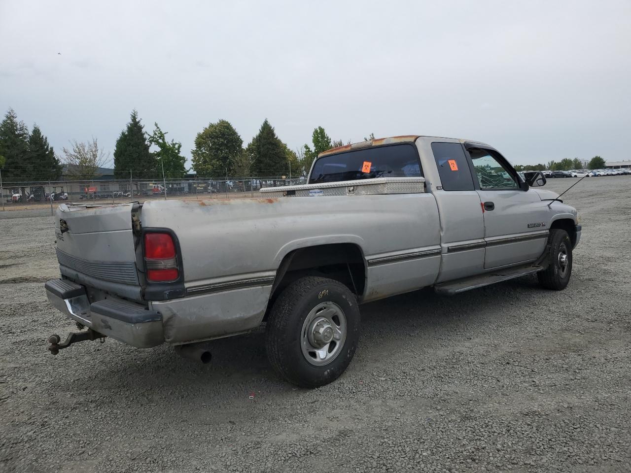 1995 Dodge Ram 2500 - Фото 3