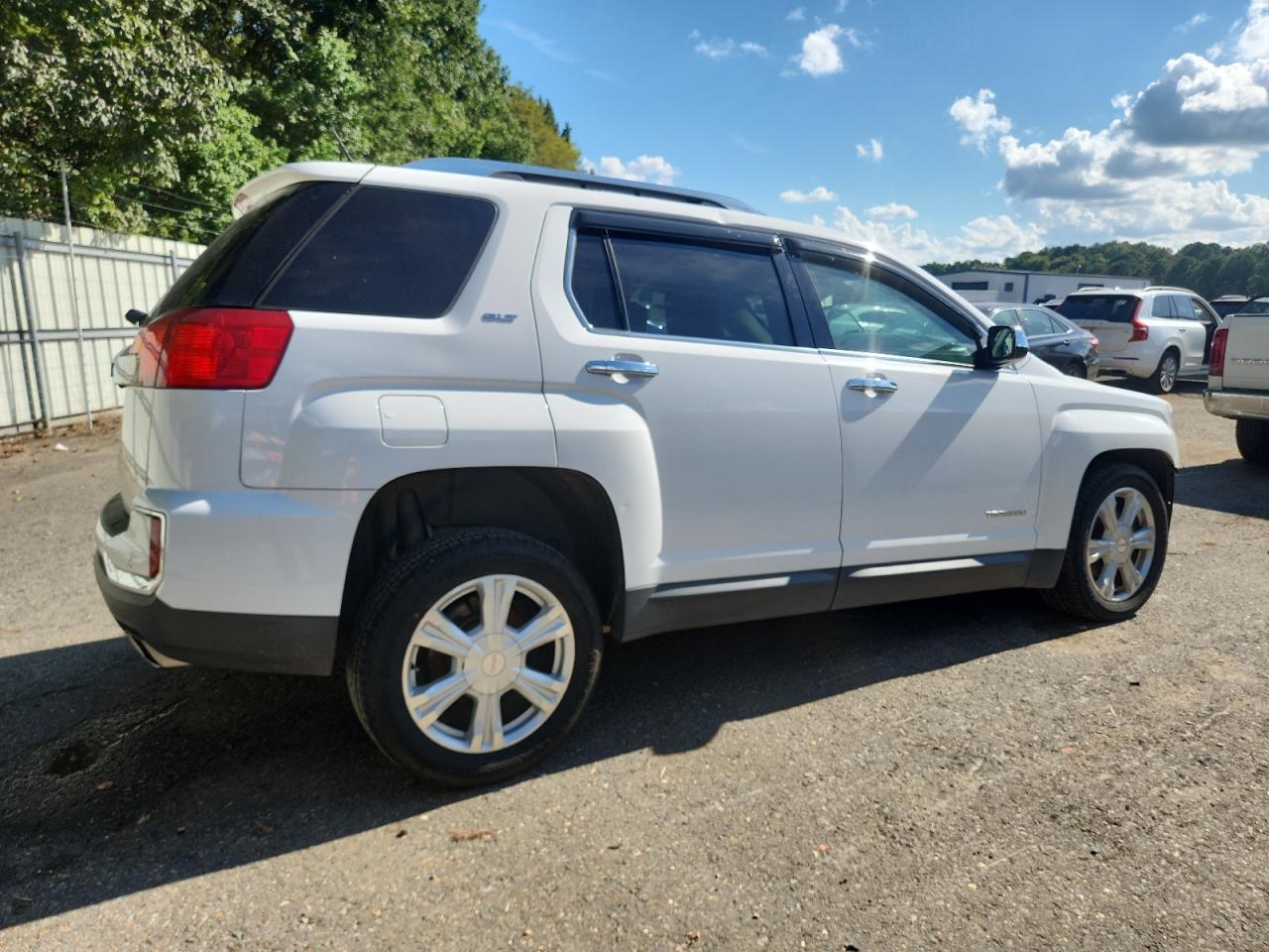 2017 GMC Terrain Slt - Image 3