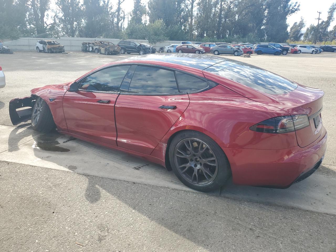 2024 Tesla Model S - Фото 2