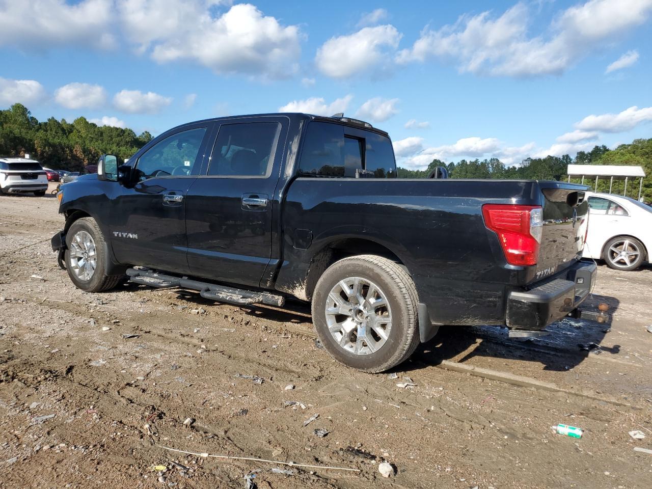 2024 Nissan Titan Pro-4X - Фото 2