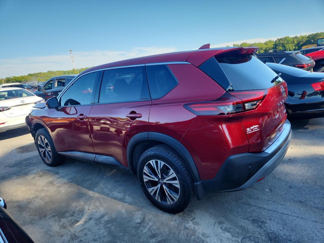 2021 Nissan Rogue Sv - Фото 2