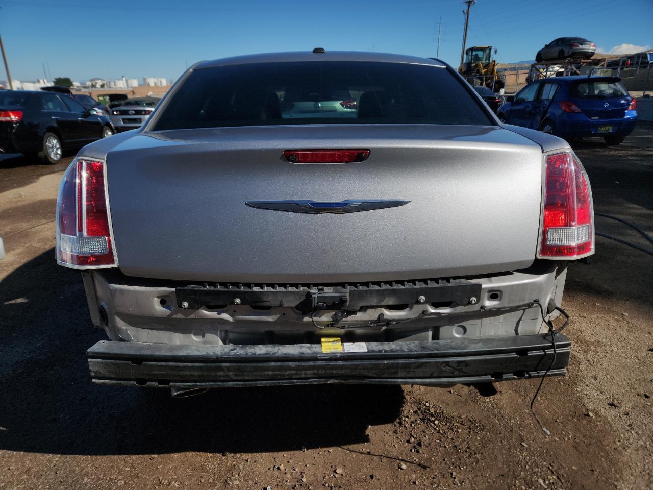 2014 Chrysler 300 - Фото 6