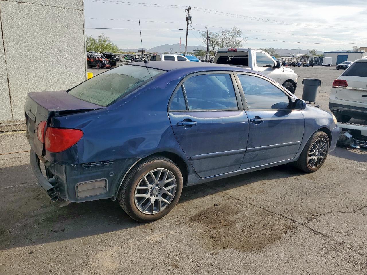 2005 Toyota Corolla Ce - Image 3