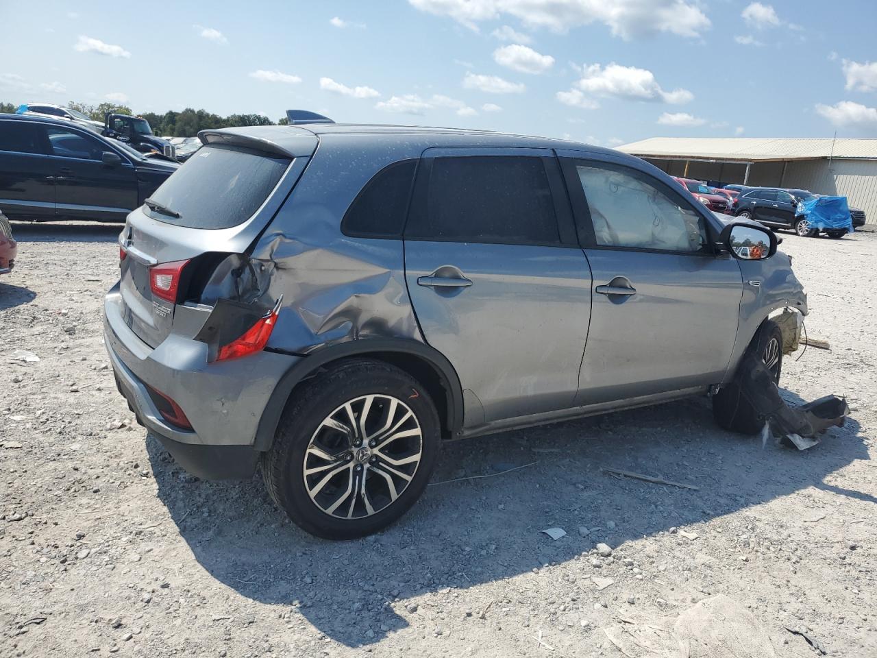2018 Mitsubishi Outlander Sport Es - Фото 3