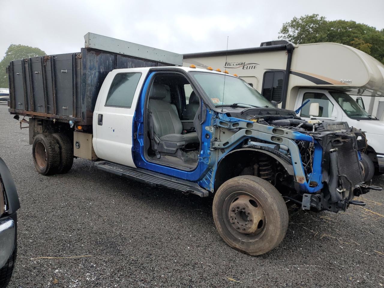 2016 Ford F450 Super Duty - Image 4