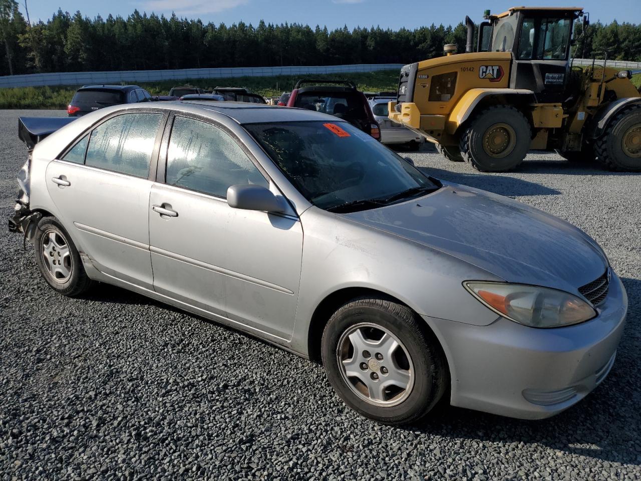 2003 Toyota Camry Le - Image 4