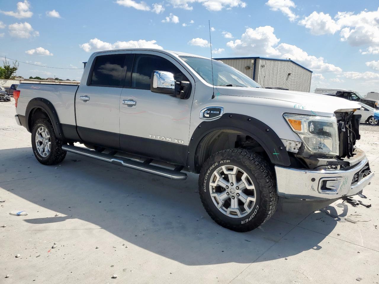 2016 Nissan Titan Xd Sl - Image 4