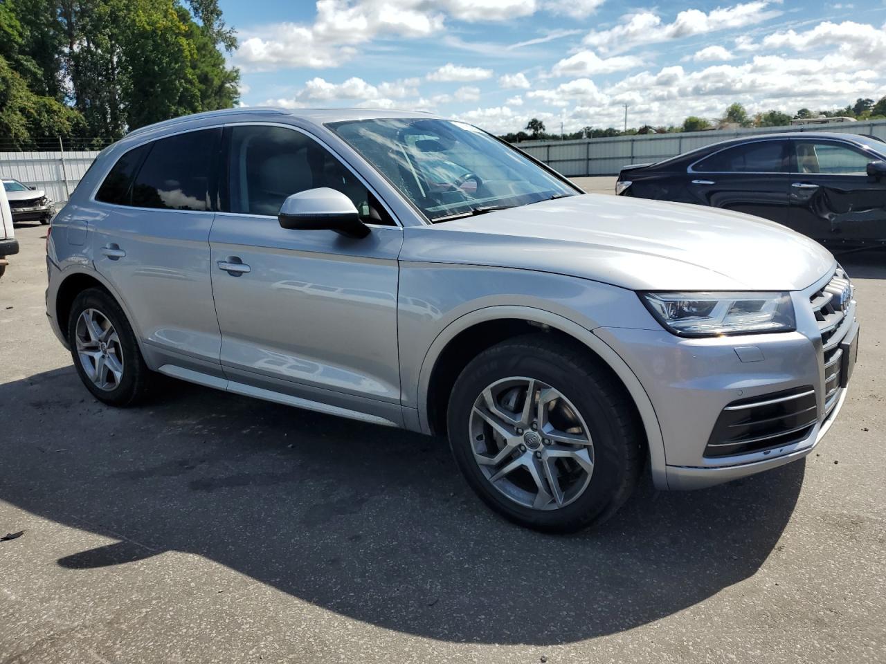 2018 Audi Q5 Premium Plus - Image 4