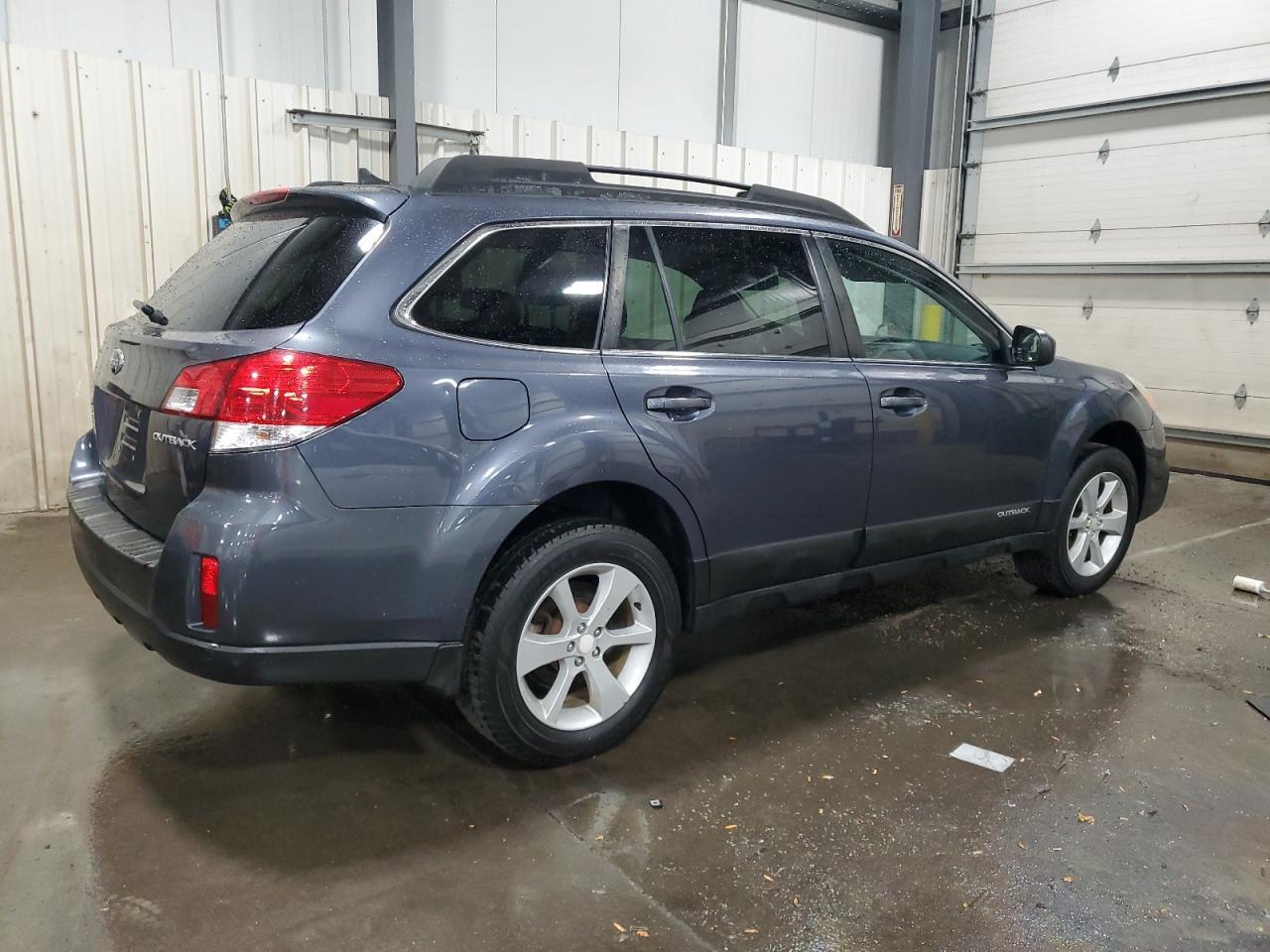 2014 Subaru Outback 2.5I Premium - Фото 3