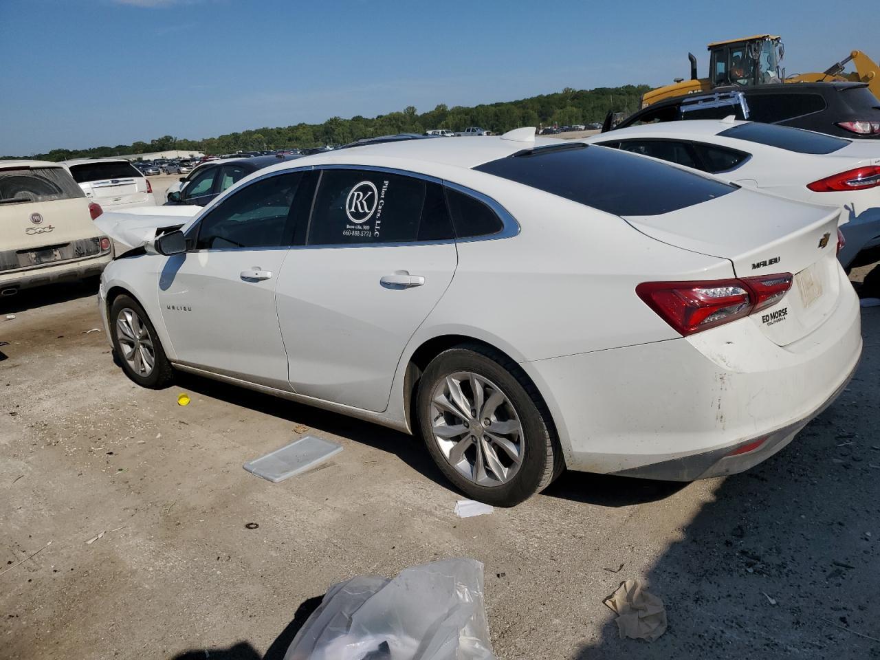 2022 Chevrolet Malibu Lt - Фото 2