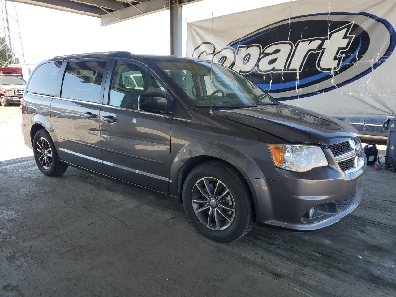 2017 Dodge Grand Caravan Sxt - Image 4