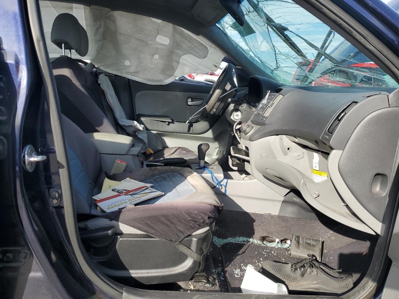 2008 Hyundai Elantra - Image 7