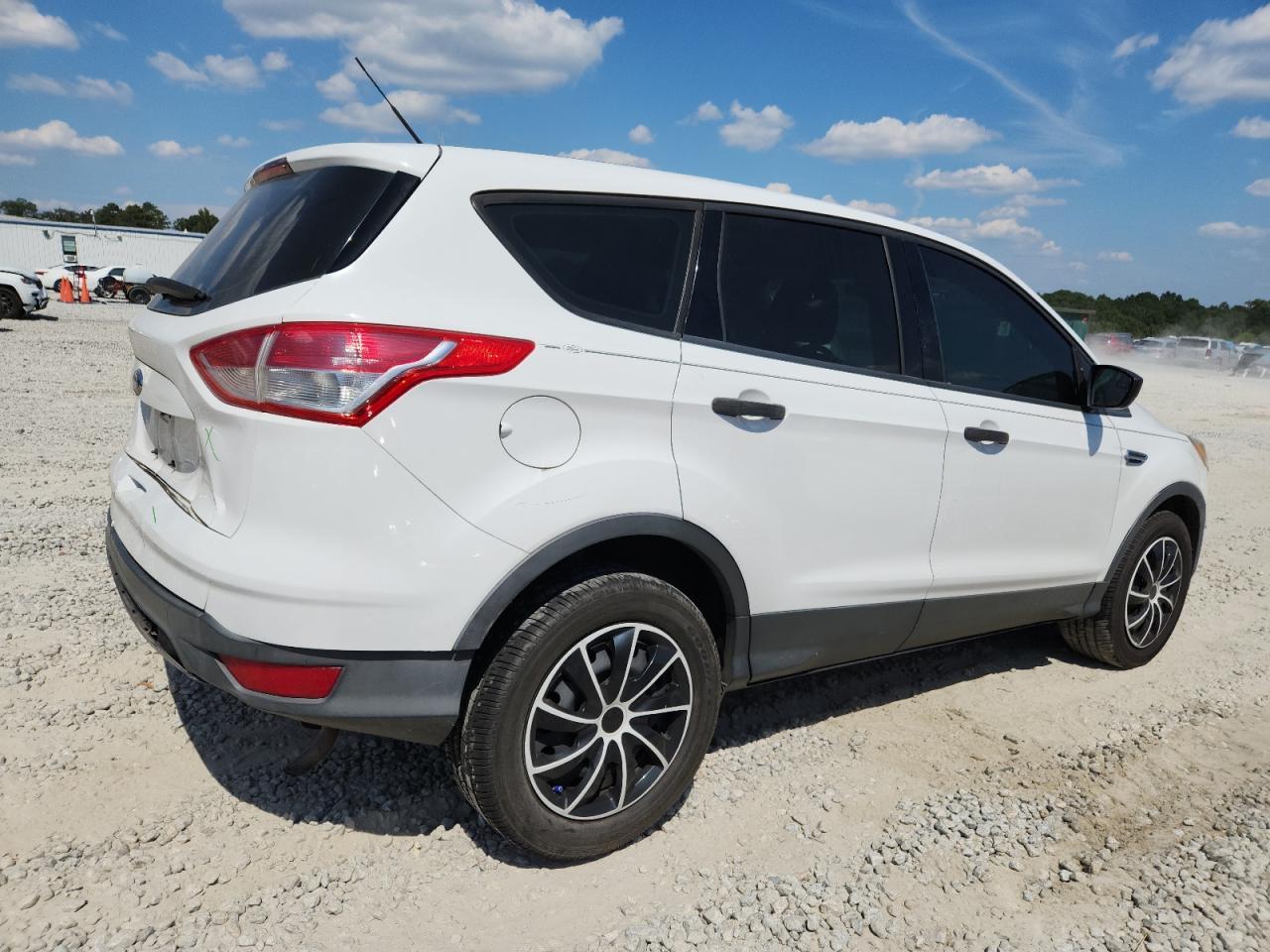 2013 Ford Escape S - Image 3