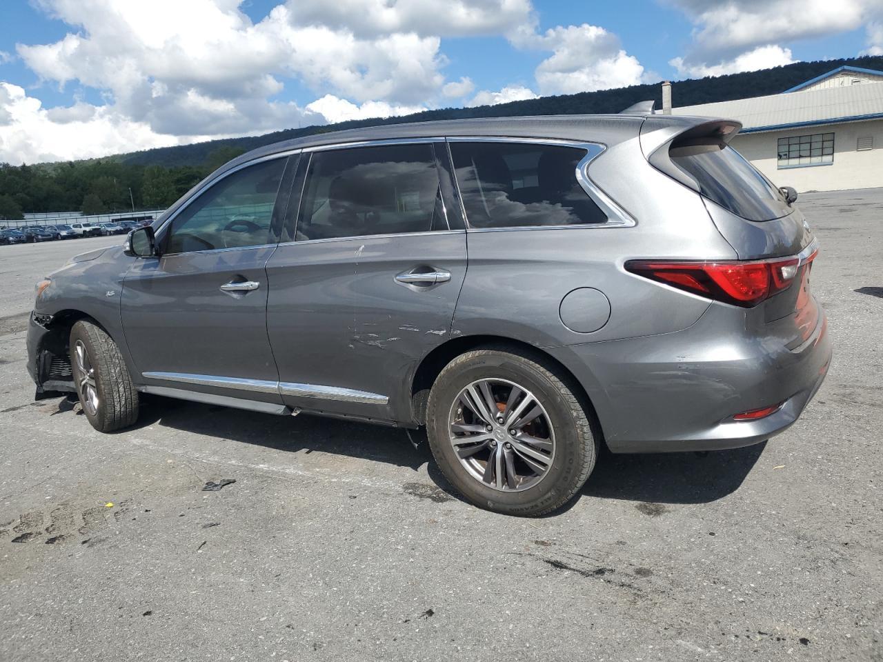 2018 Infiniti Qx60 - Image 2