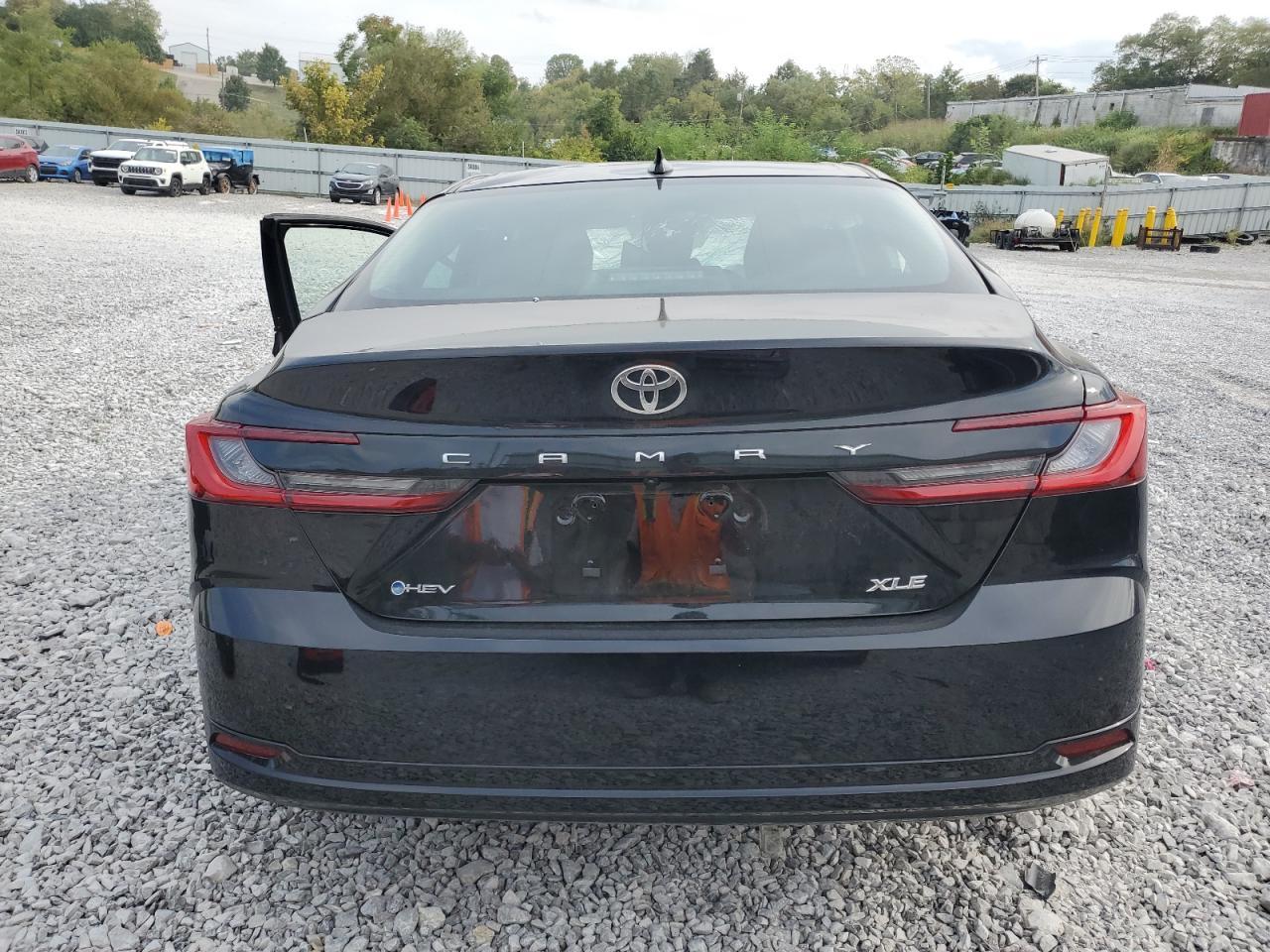 2025 Toyota Camry Xse - Image 6
