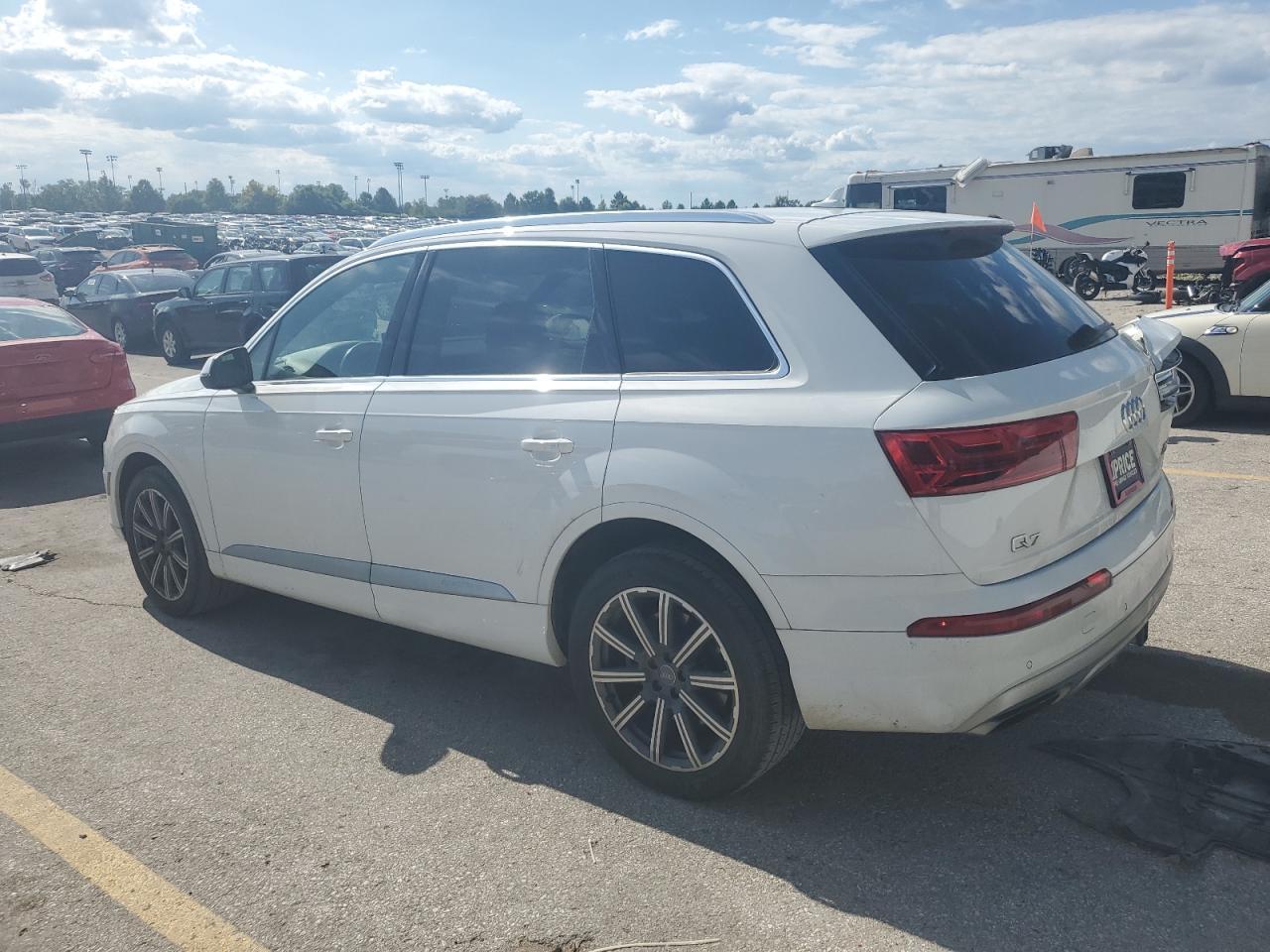 2018 Audi Q7 Premium Plus - Фото 2