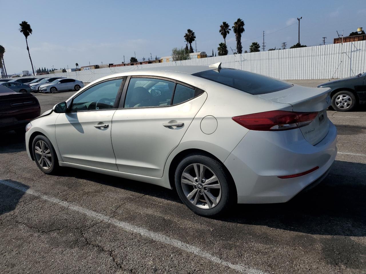 2017 Hyundai Elantra Se - Фото 2