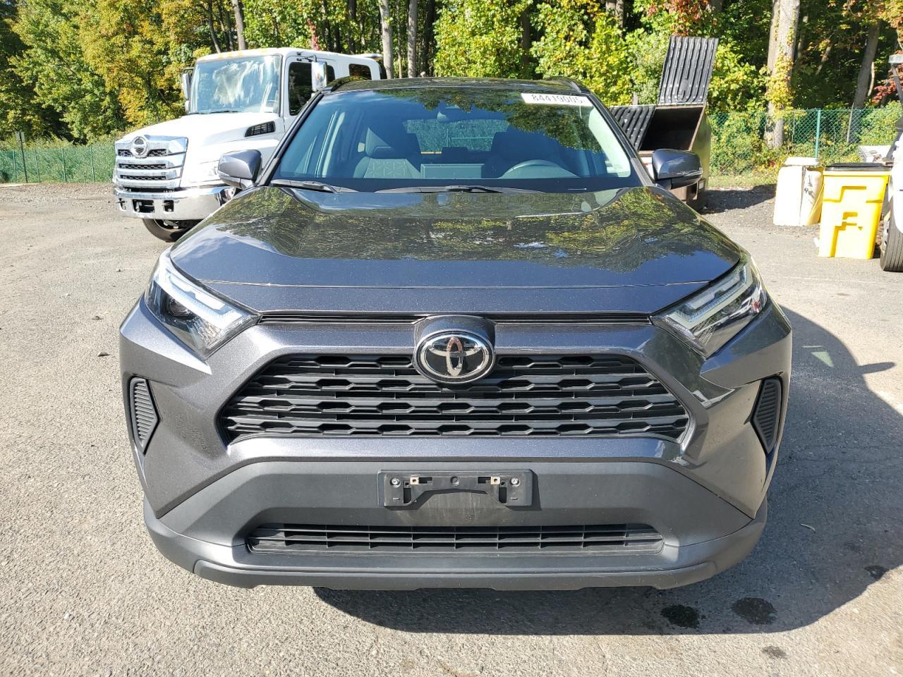 2022 Toyota Rav4 Xle - Image 5
