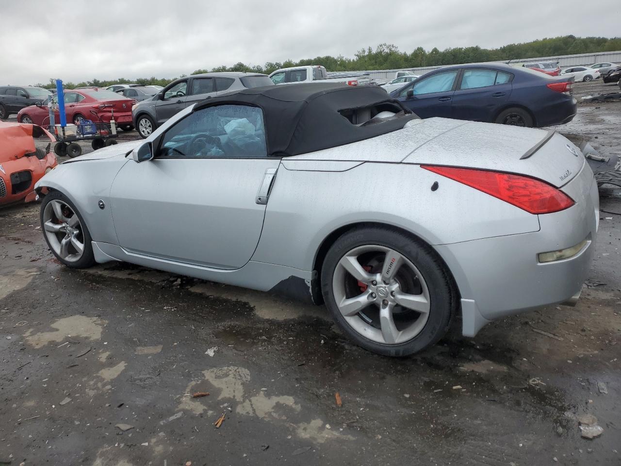 2007 Nissan 350Z Roadster - Фото 2