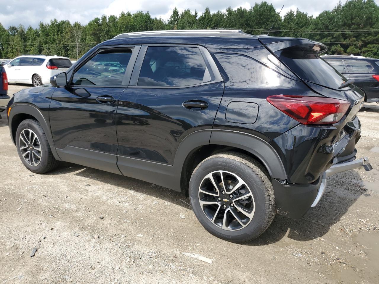 2026 Chevrolet Trailblazer Lt - Image 2