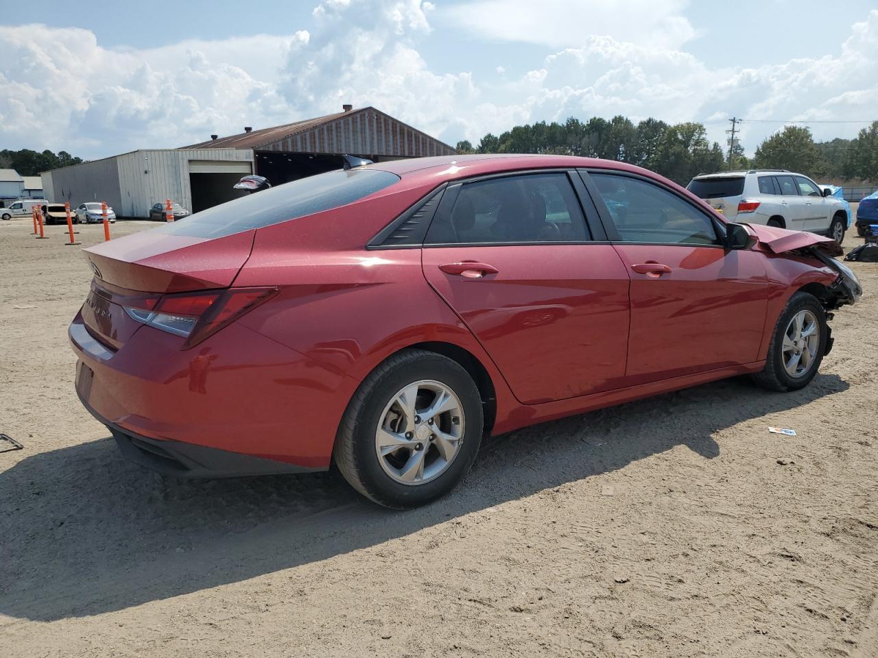 2023 Hyundai Elantra Se - Фото 3