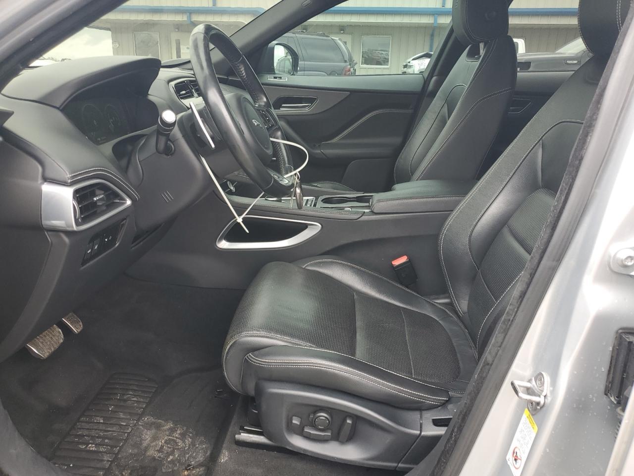 2017 Jaguar F-Pace S - Image 7