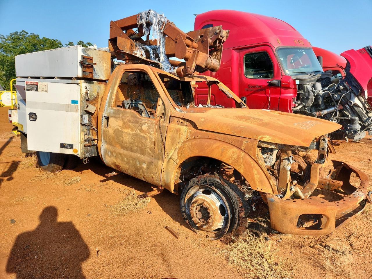 2016 Ford F550 Super Duty - Image 4
