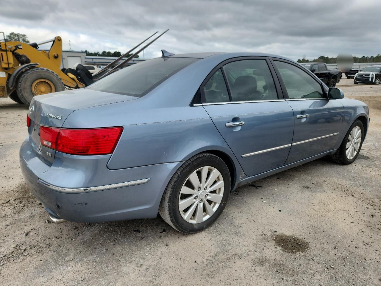 2009 Hyundai Sonata - Фото 3