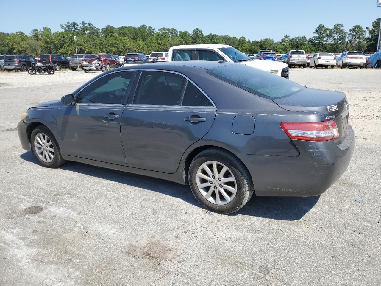 2011 Toyota Camry Base - Фото 2
