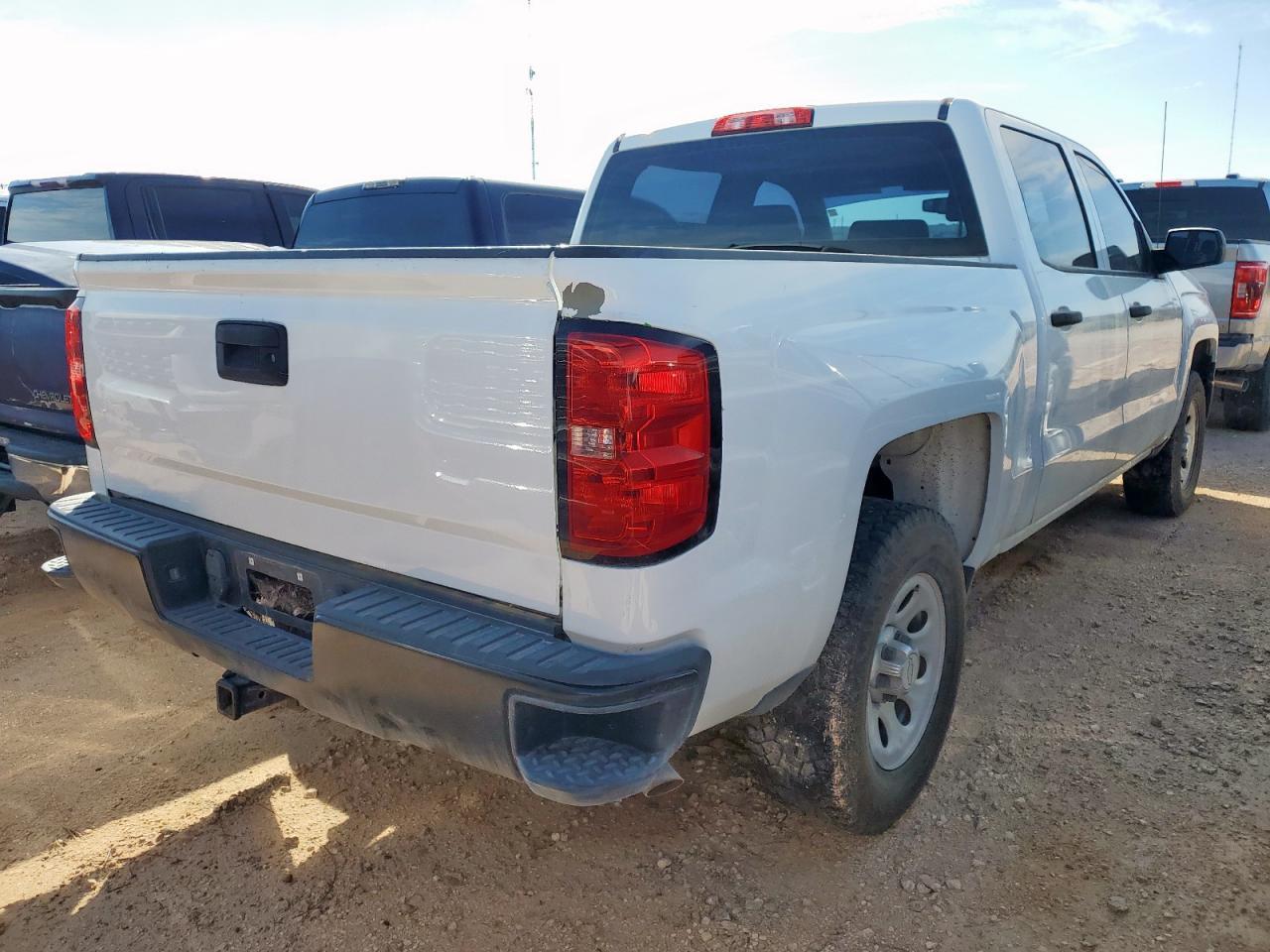 2015 Chevrolet Silverado K1500 - Фото 3