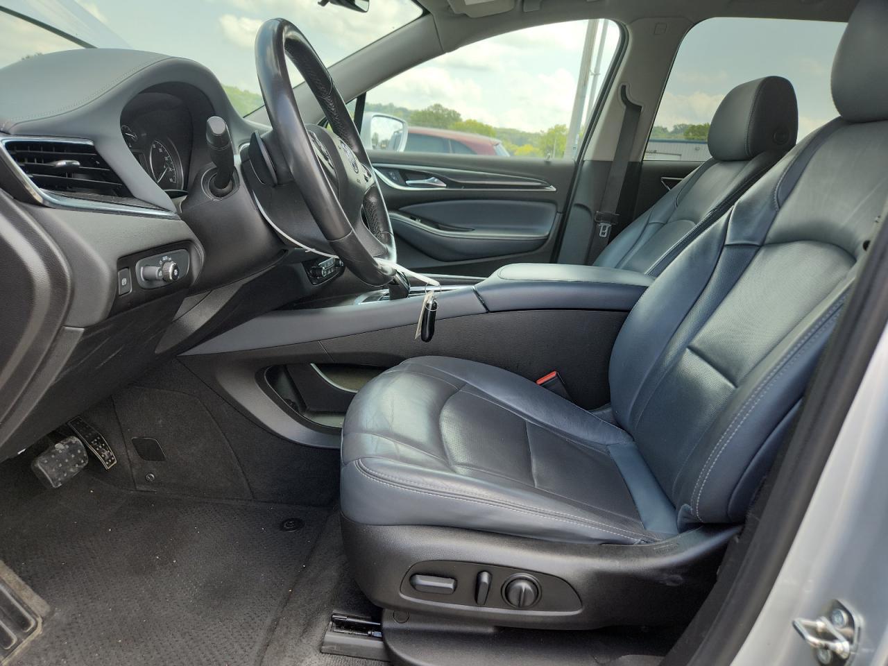 2019 Buick Enclave Essence - Image 7